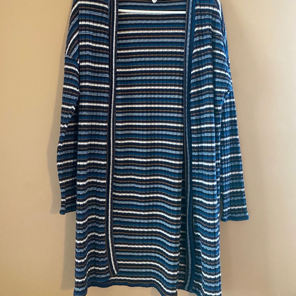 Ultra Hirt blue, brown, white striped cardigan.